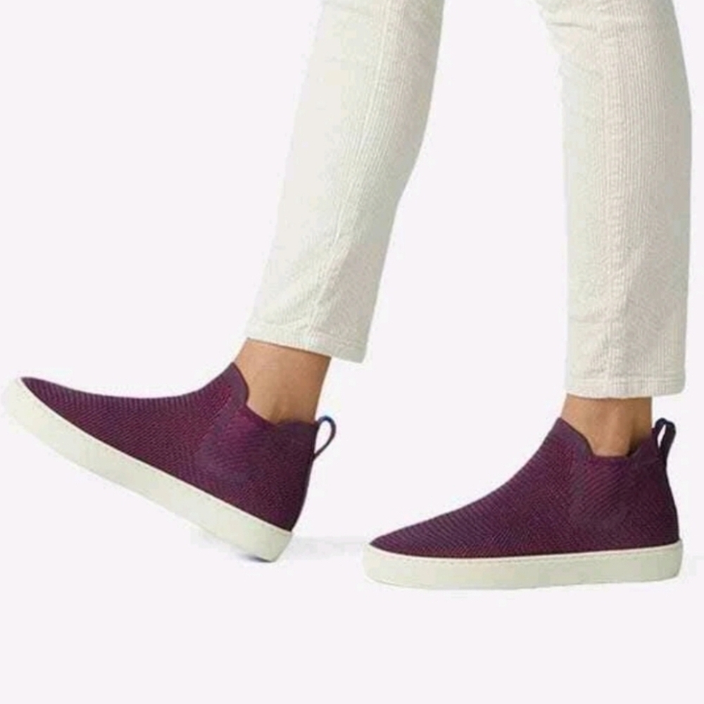 Rothy's Berry Lattice Chelsea Boot Sneakers Plum Slip-On Sneakers Size 9